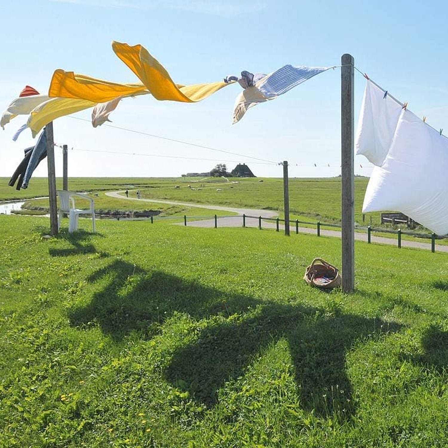 Strong wire for drying clothes and gardening Strong wire for drying clothes and gardening